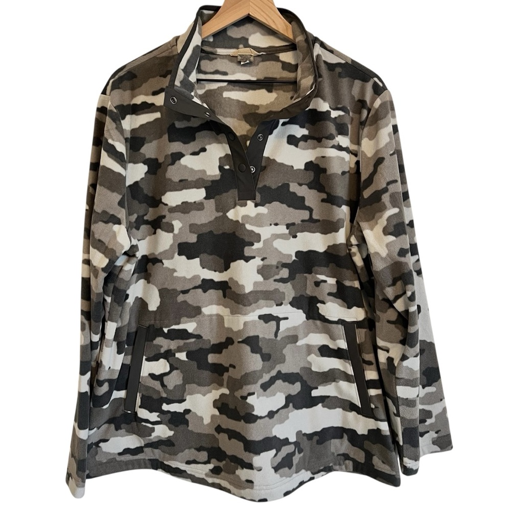 NWOT Duluth Trading Gray Black Camouflage Fleece Pullover Snap Top with Pockets